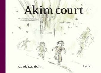 Akim court - Click to enlarge picture.